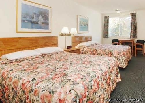 Rodeway Inn סי טק מראה חיצוני תמונה